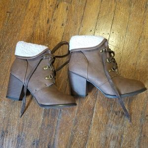 Aeropostale heeled ankle boots